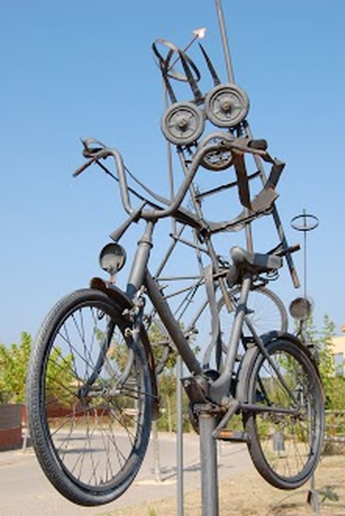 Esculturas de temática ciclista